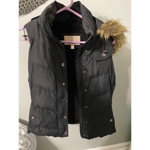 Banana Republic Navy Vest - Small